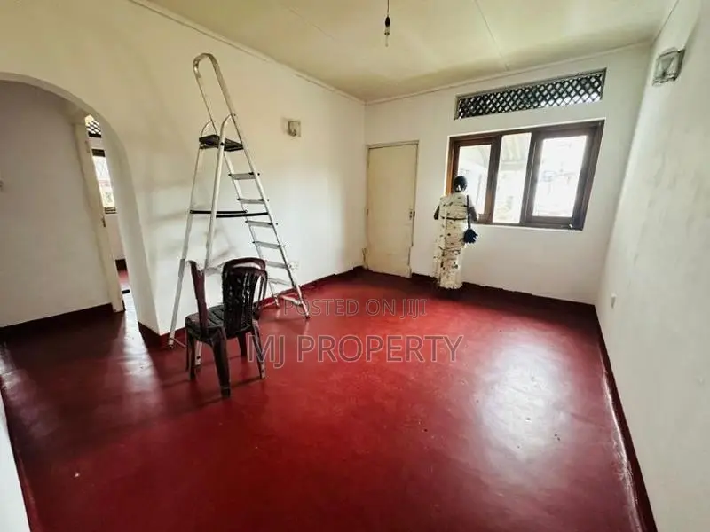 ( YR-1189) Valuable Two Storey House Rent in Nugegoda