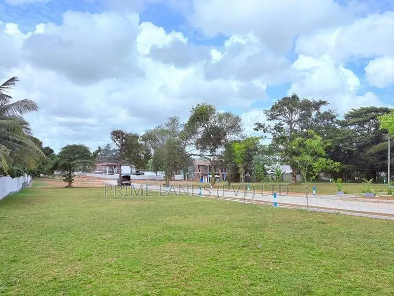 Boralesgamuwa Land for Sale