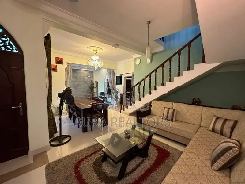 05 Bedrooms Fully Furnished House for Rent in Dehiwala (p-211)