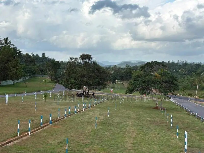 Beruketiya Homagama Land for Sale