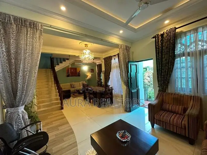 05 Bedrooms Fully Furnished House for Rent in Dehiwala (p-211)
