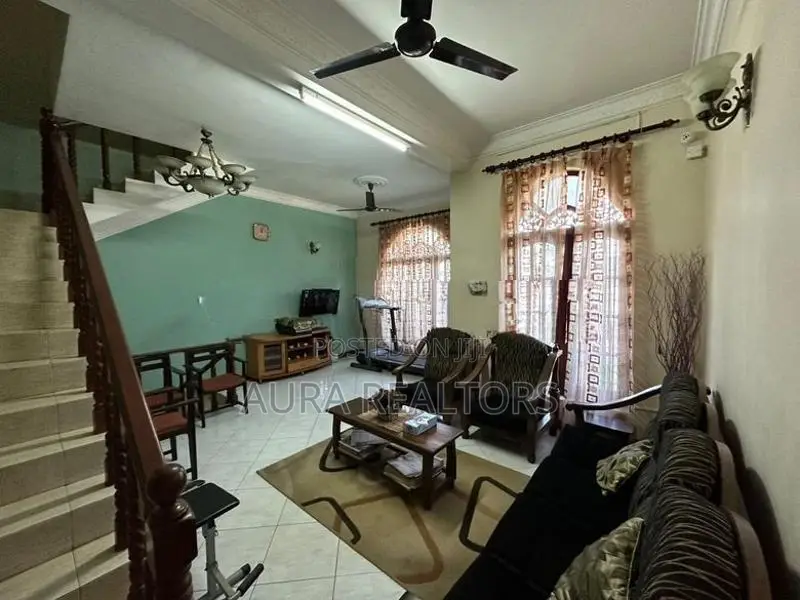 05 Bedrooms Fully Furnished House for Rent in Dehiwala (p-211)
