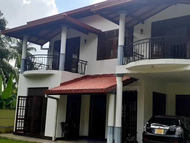 20 P 4 Br Modern New Solid House for Sale at Homagama Town Limit