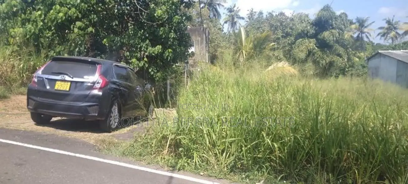 10 Perch X 2 Blocks Solid Land Athurugiriya