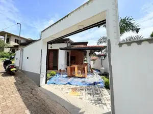 brand New Modern House for Sale in Piliyandala, Makandana