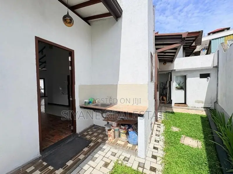 brand New Modern House for Sale in Piliyandala, Makandana