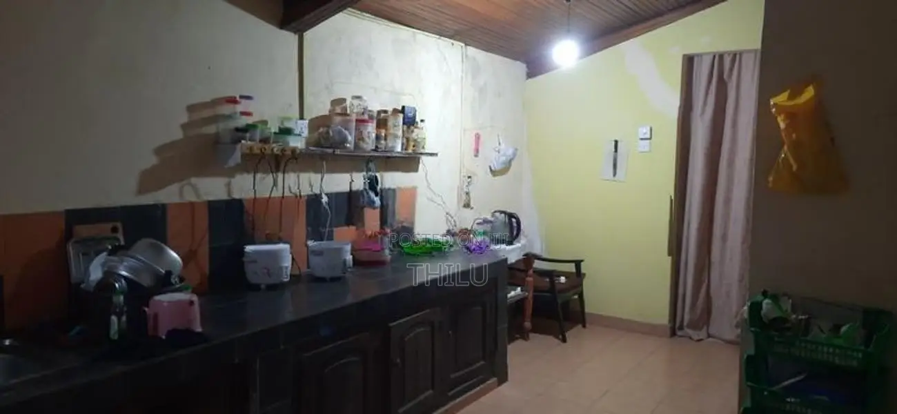 Room for Rent a Lady – Dalugama, Kelaniya