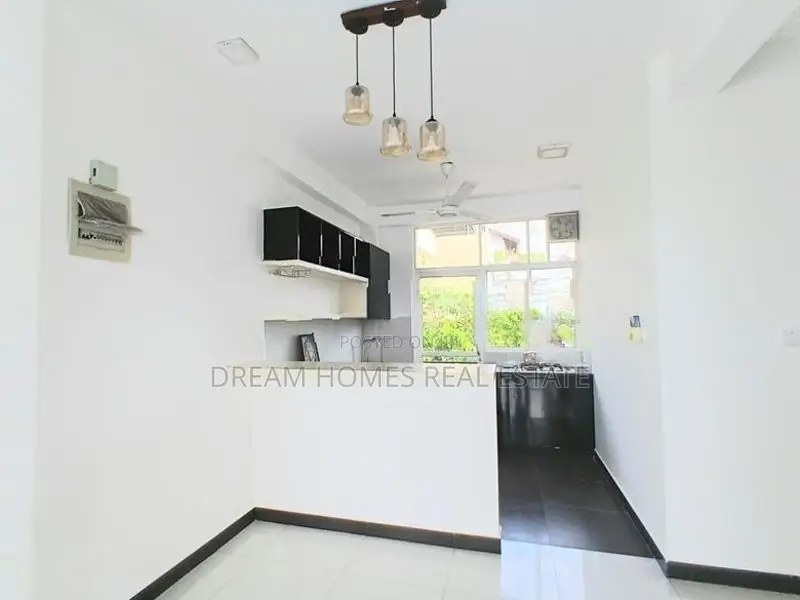 Newly Built 4-Bedroom First Floor House for Rent – Thalahena
