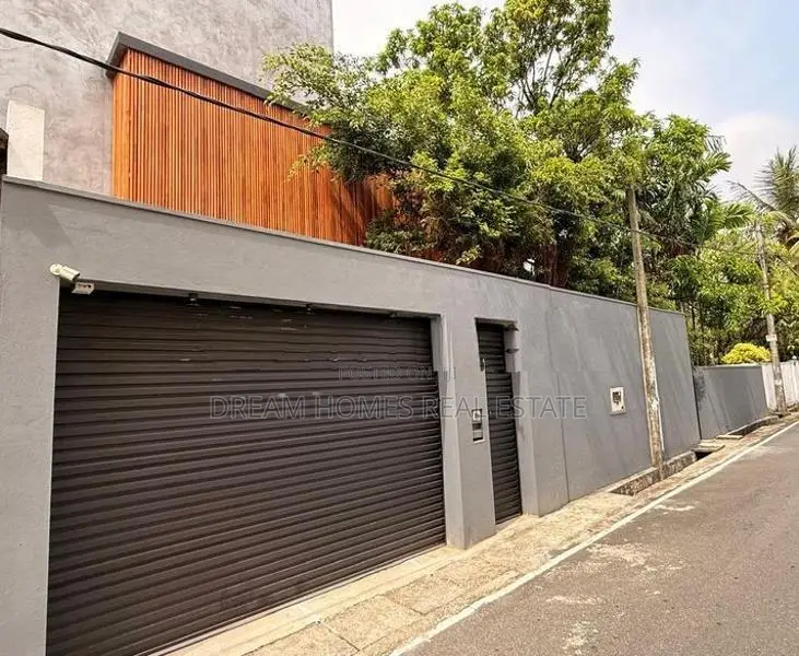 Two Houses on One Property for Sale – Maharagama