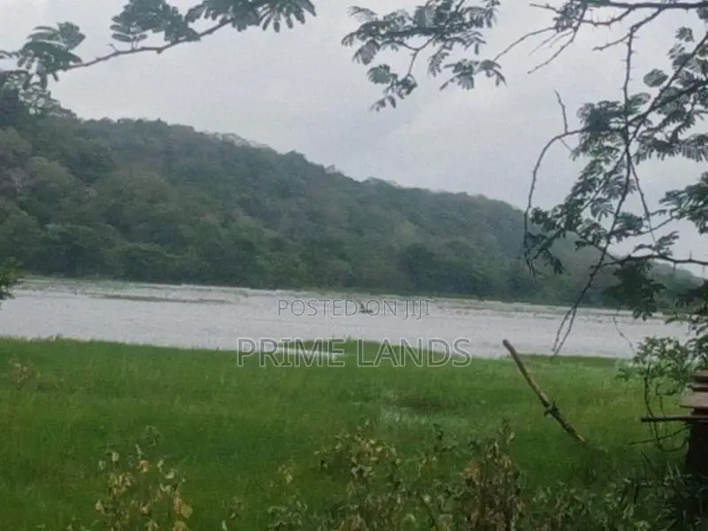 මරදන්කඩවල නගරයෙන්ම සින්නක්කර ඔප්පු සමගින් ඉඩමක්