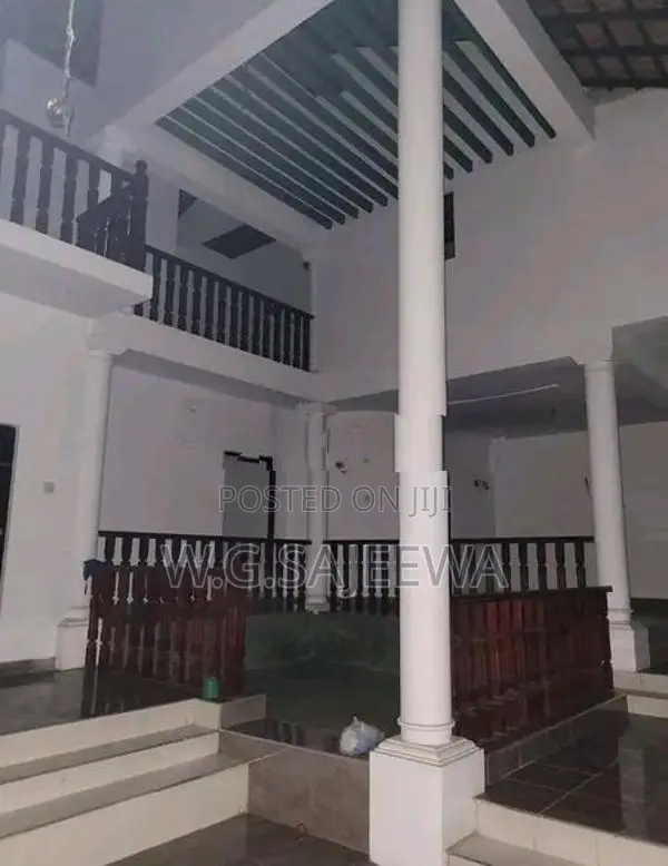 4 Rooms Two Storey house rent in Gampaha, Yakkala Town