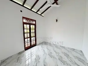 Modern 3-Storied Luxury House for Sale – Piliyandala Makandana