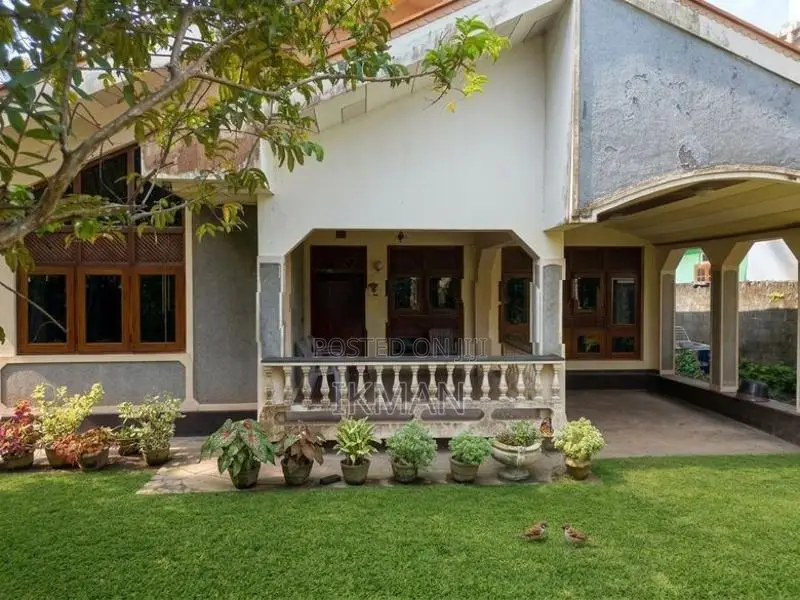 Land for Sale with House Ja Ela