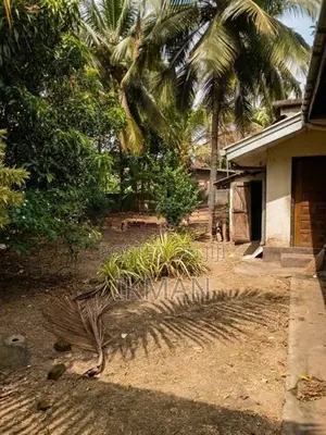 Land for Sale with House Ja Ela