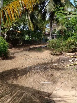 Land for Sale with House Ja Ela