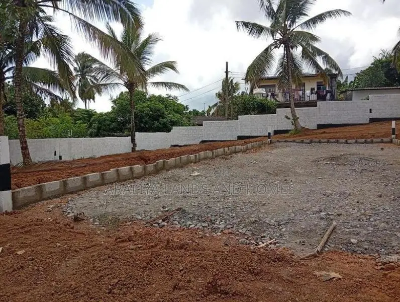 Land for Sale in Close to Kahathuduwa Highway