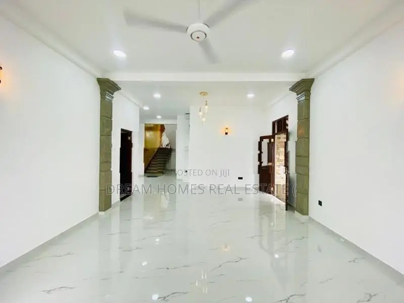Brand New Luxury Two-Storied House for Sale – Malabe