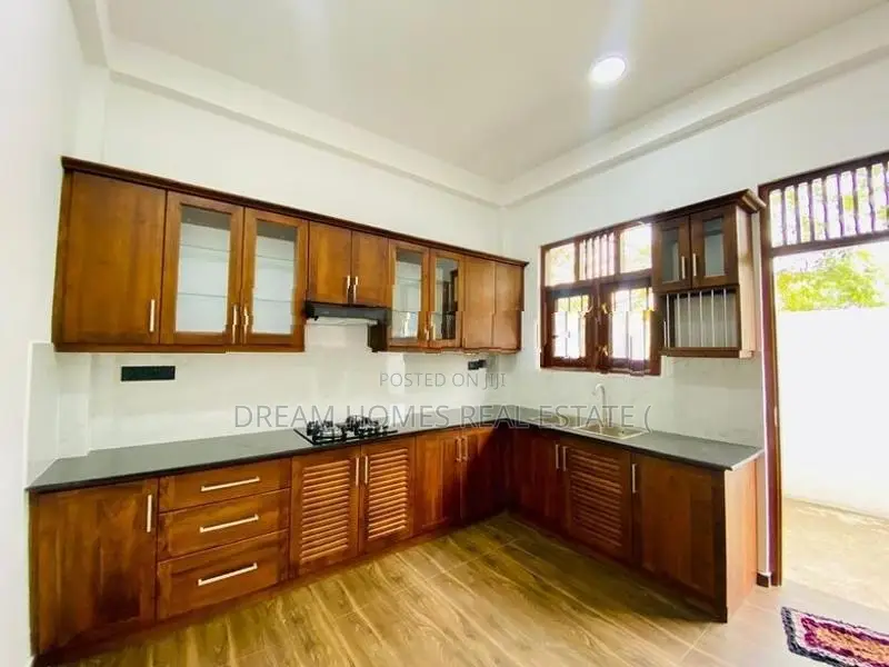 Brand New Luxury Two-Storied House for Sale – Malabe