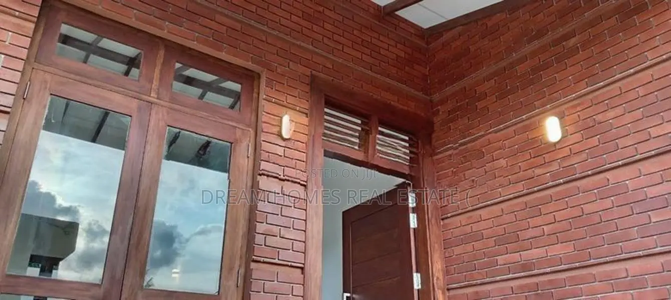 Newly Built Modern Home for Sale Near Athurugiriya