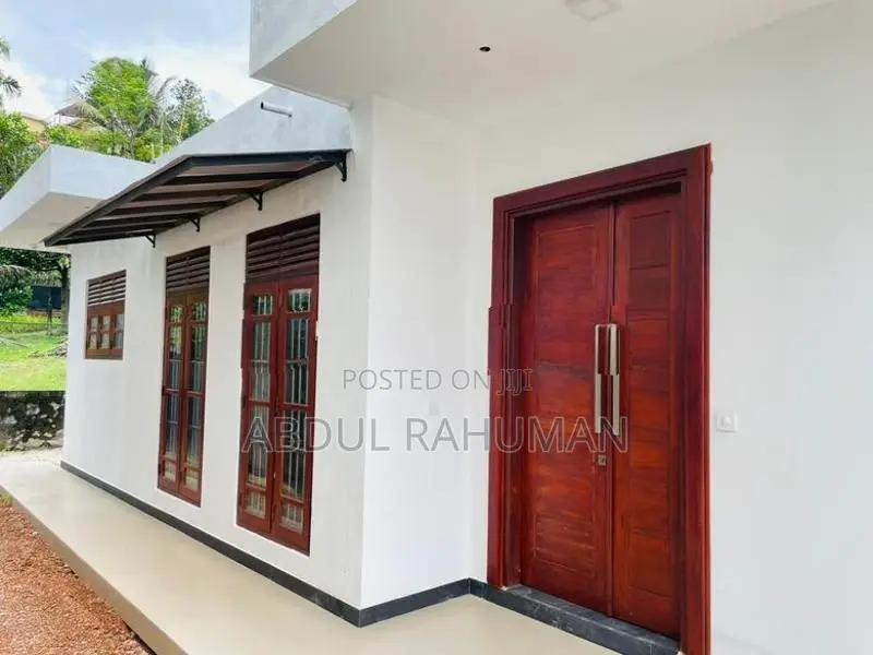 Semi Tile Single House for Rent Nawala Junction 2 roosm