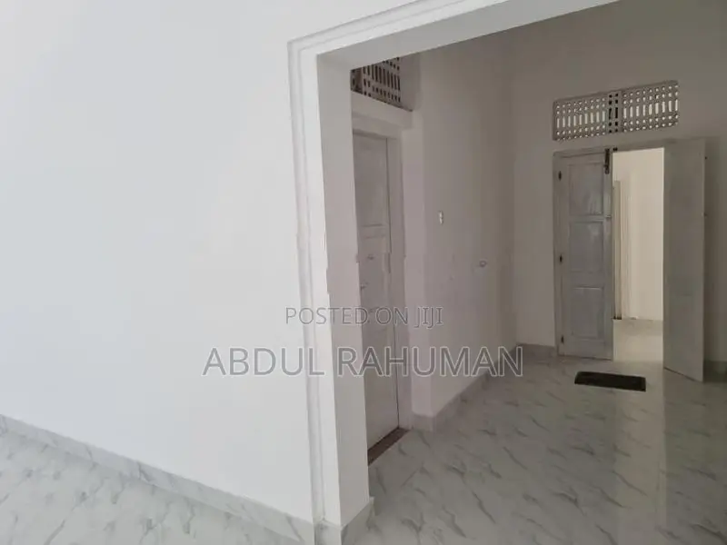 Semi Tile Single House for Rent Nawala Junction 2 roosm