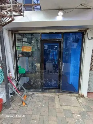 Commercial Building for Sale in Colombo 13