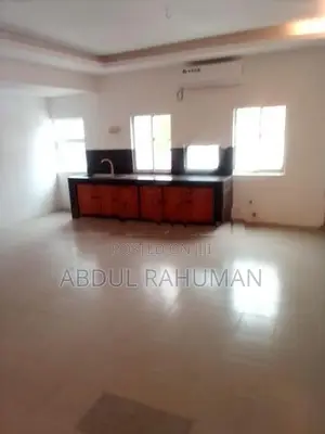 2 Story 10 Rooms Watala Town