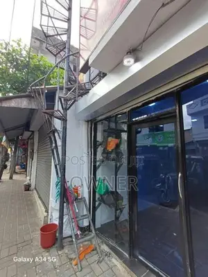 Commercial Building for Rent in Colombo 13
