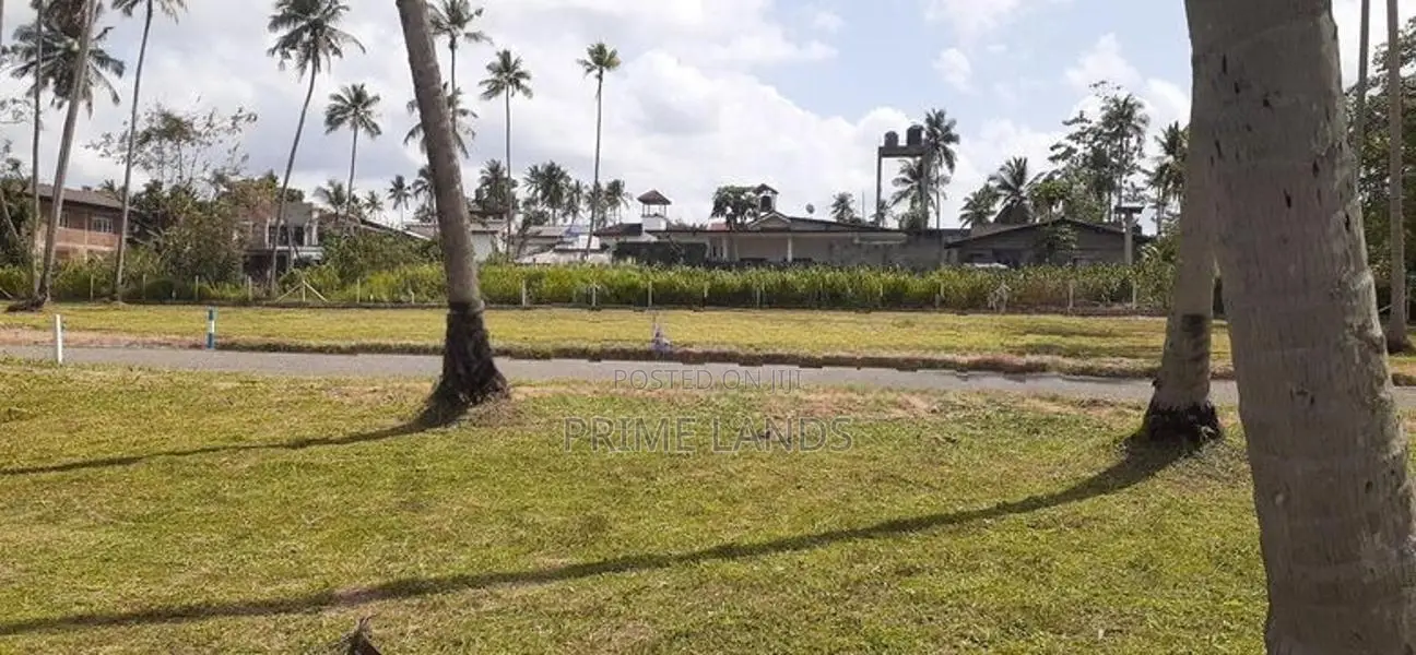 කුරුණෑගල නගරයෙන් ඉඩමක්