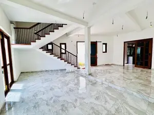 Luxury 3-Storey House for Sale – Bellanwila