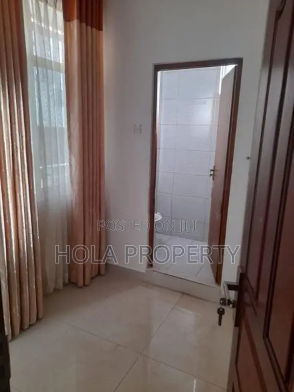 3 BHK Fully Furnished Apartment Colombo 06