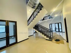 Modern 5 Bedroom House for Sale – Mount Lavinia