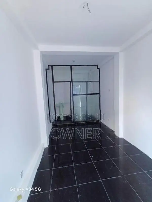 Commercial Building for Rent in Colombo 13