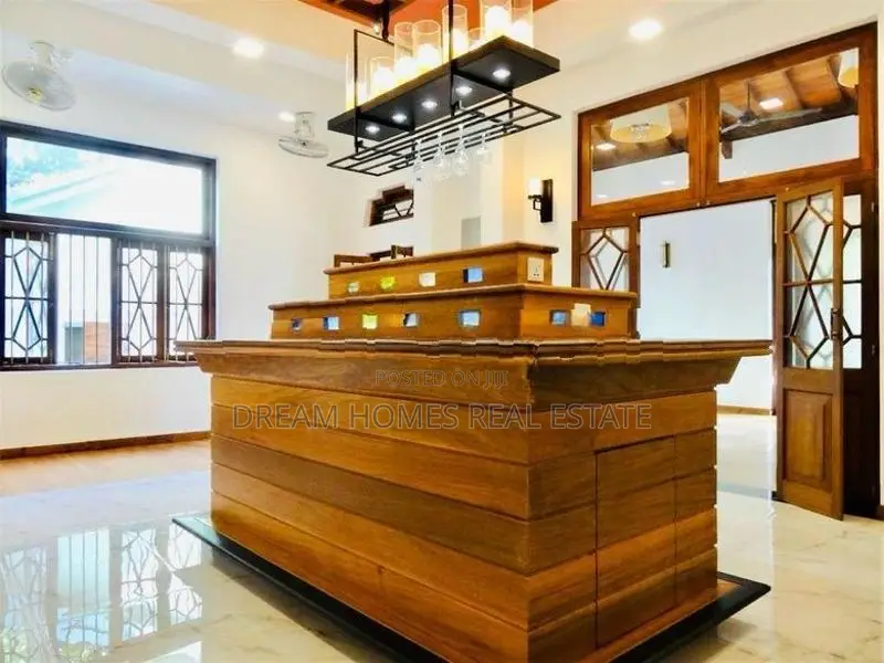Architectural Designed 4-Story Super Luxury House for Sale in Pelawatt