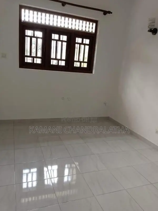 2 Bed Room- 2nd Floor House for Rent -Enderamulla