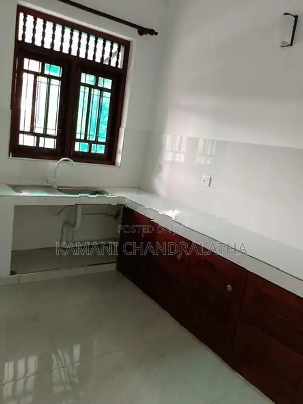 2 Bed Room- 2nd Floor House for Rent -Enderamulla