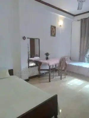 Room for Rent in Battaramulla - Girls Only
