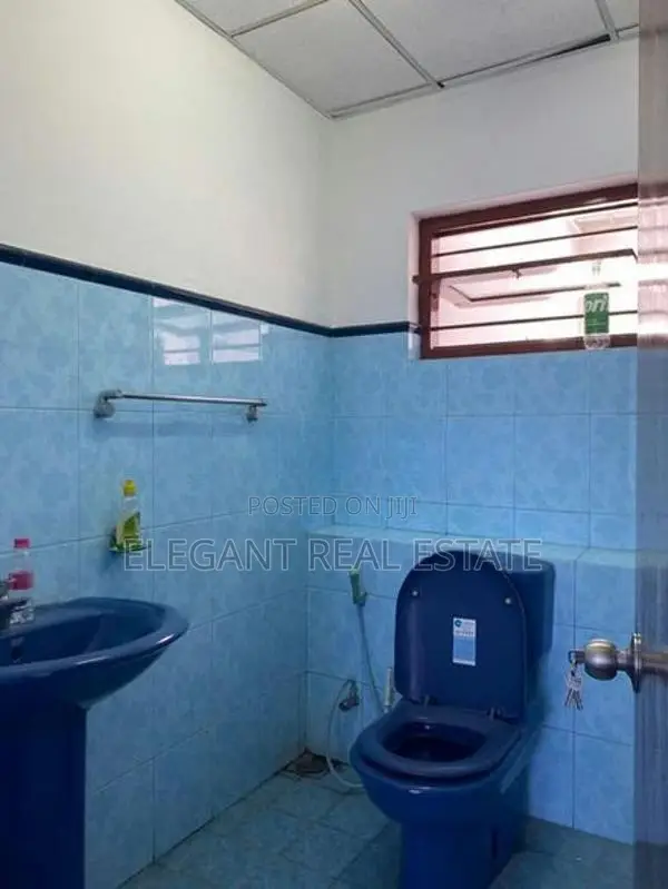 Commercial Property for Rent in Colombo 08 (A5769)
