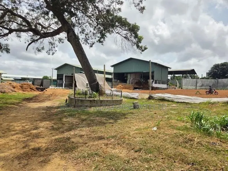 Fully Equipped Industrial Property for Sale – Puttalam