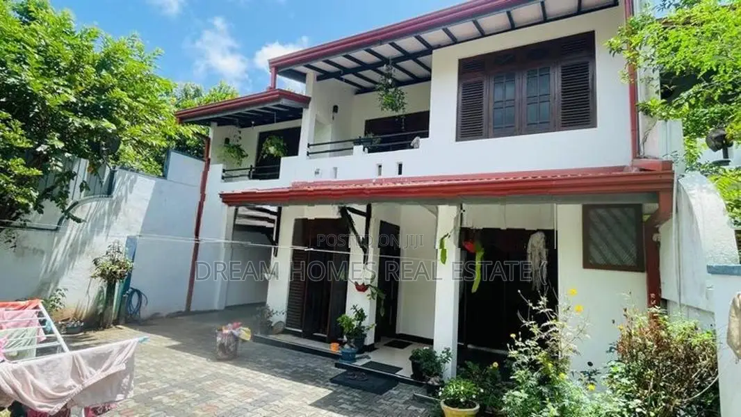 Luxury 2-Storey House for Sale – Kurunegala Town