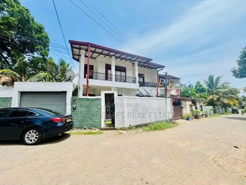 2 - Story House for Sale in Katubedda, Moratuwa