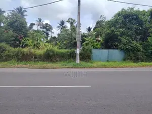 SUPAR COMMERCIAL LAND FOR SALE IN KOTTAWA PILIYANDALA ROAD FACING