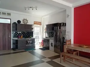 Fully Furnished 2-Bed Modern Living in Prime Wellawatte (Colombo 6)