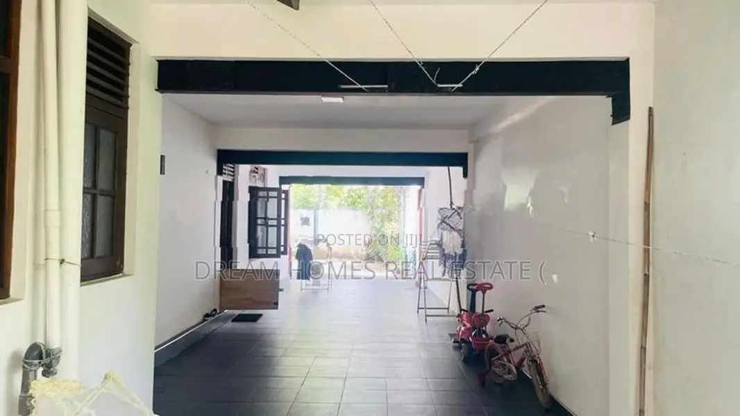 Luxury 2-Storey House for Sale – Kurunegala Town