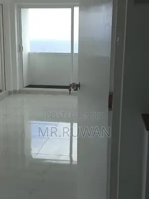 3 Bedroom Unfurnished Apartment for Rent in Colombo 4