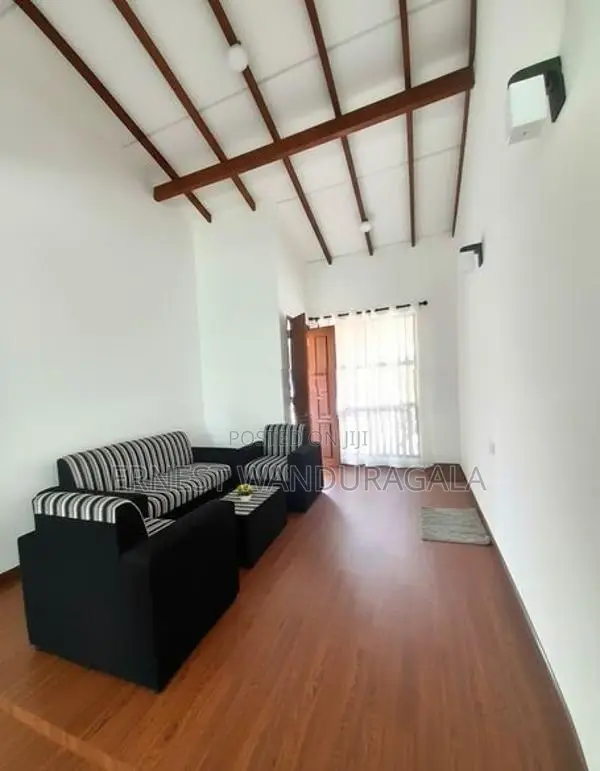 House for Rent in Athurugiriya. Hr 564-