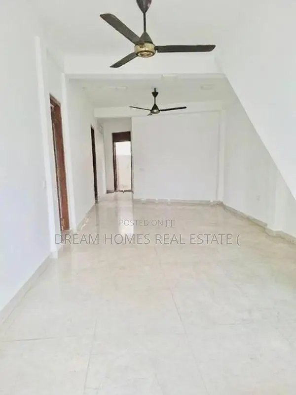 4-Bedroom House for Sale – Mount Lavinia Hotel Road