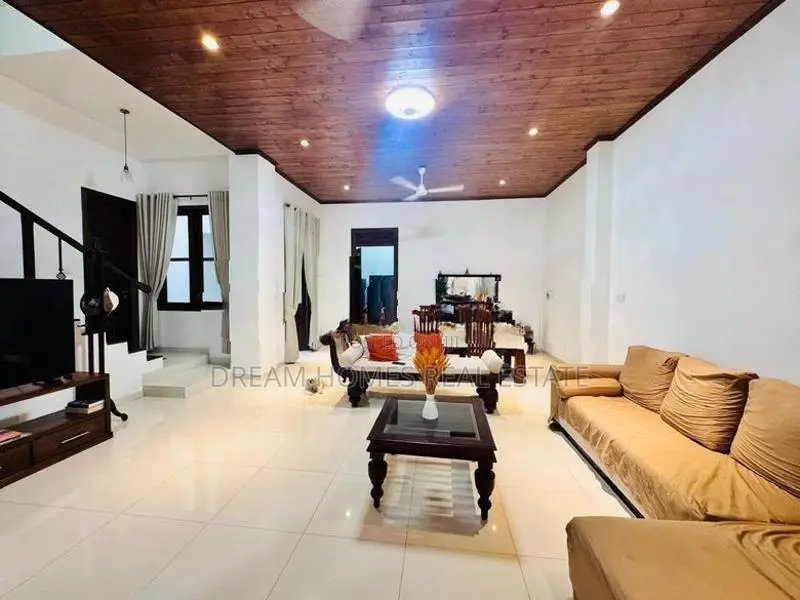Ultra Luxury 6-Bedroom Residence for Sale – Dehiwala