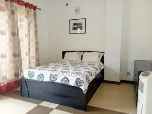 Fully Furnished 2-Bed Modern Living in Prime Wellawatte (Colombo 6)