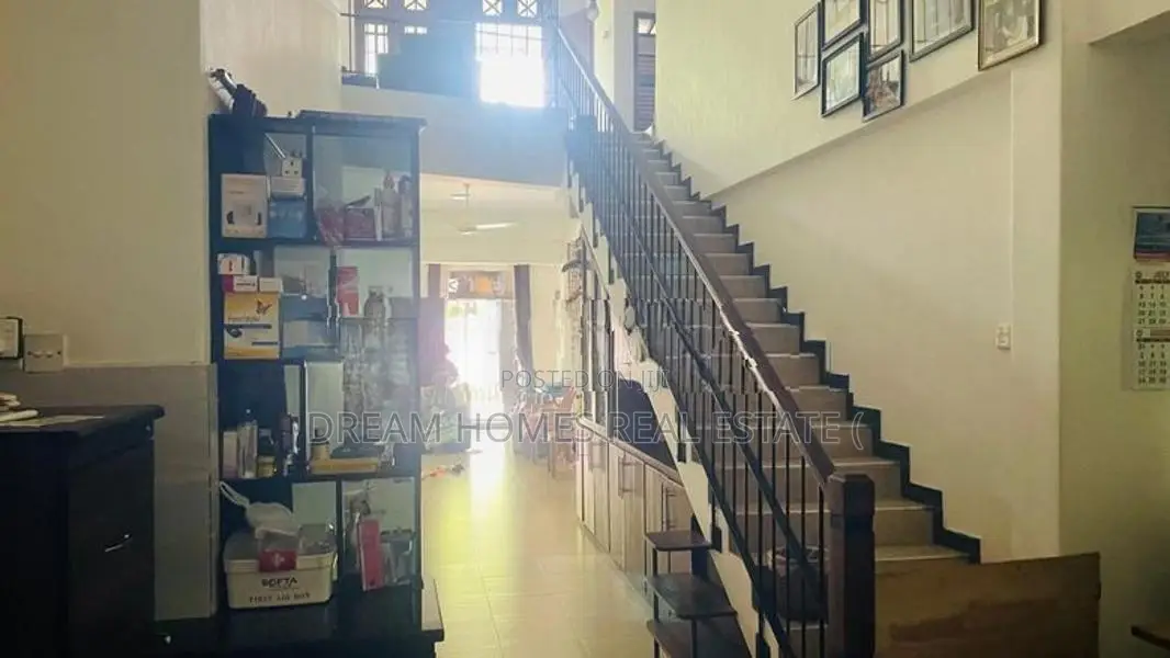 Luxury 2-Storey House for Sale – Kurunegala Town